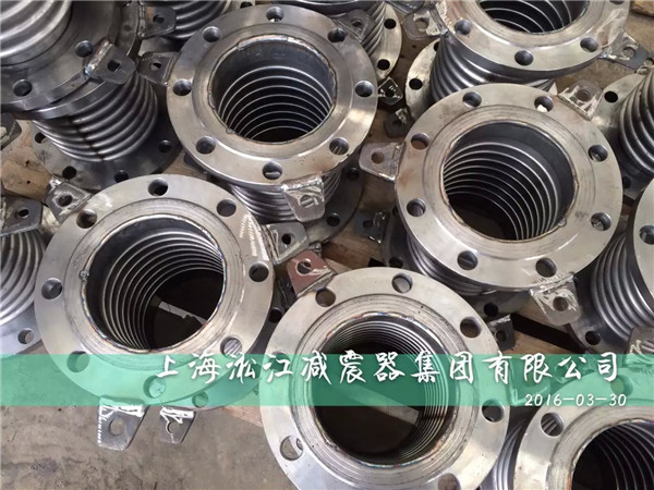 DN150不銹鋼波紋補償器